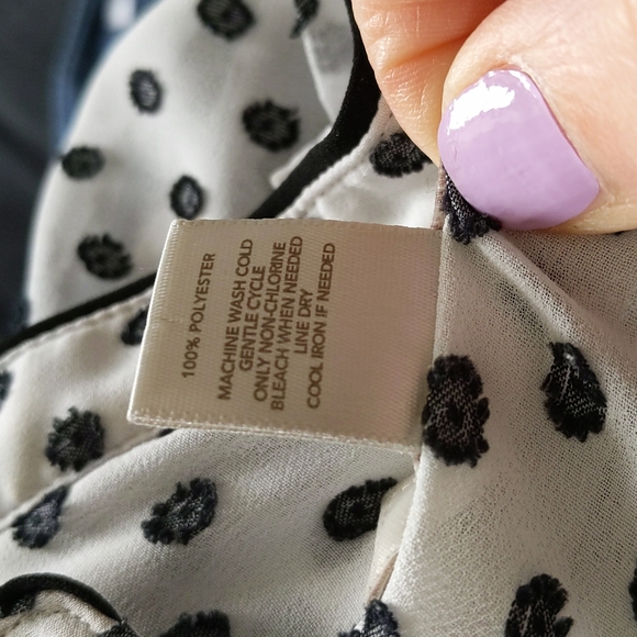 Black & White Blouse - Picture 6 of 6